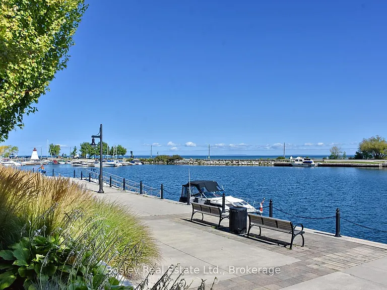31 Huron St #227 — Photo 40