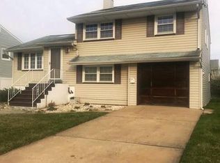 14 N Donovan St N, Carteret, NJ 07008