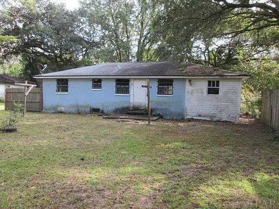 4th image of 1242 Trammel Blvd