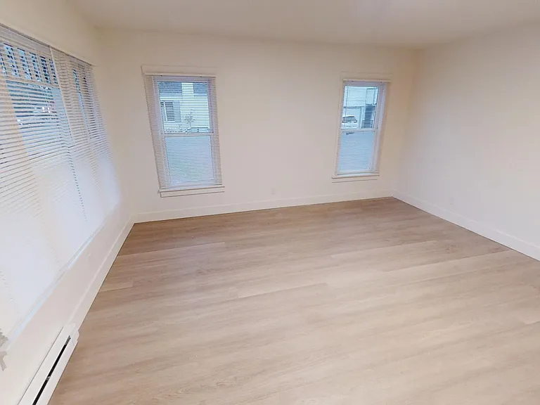 1675 Slater St — Photo 7
