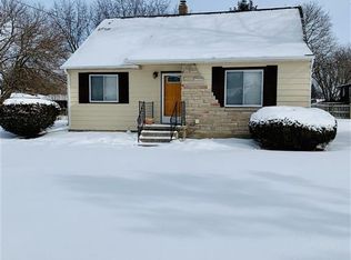 2624 S Outer Dr, Saginaw, MI