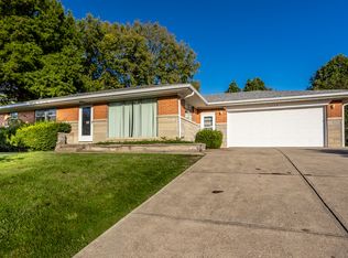 2106 Woodcrest Rd, Indianapolis, IN 46227