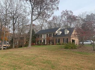 301 Birchridge Dr, Kernersville, NC 27284