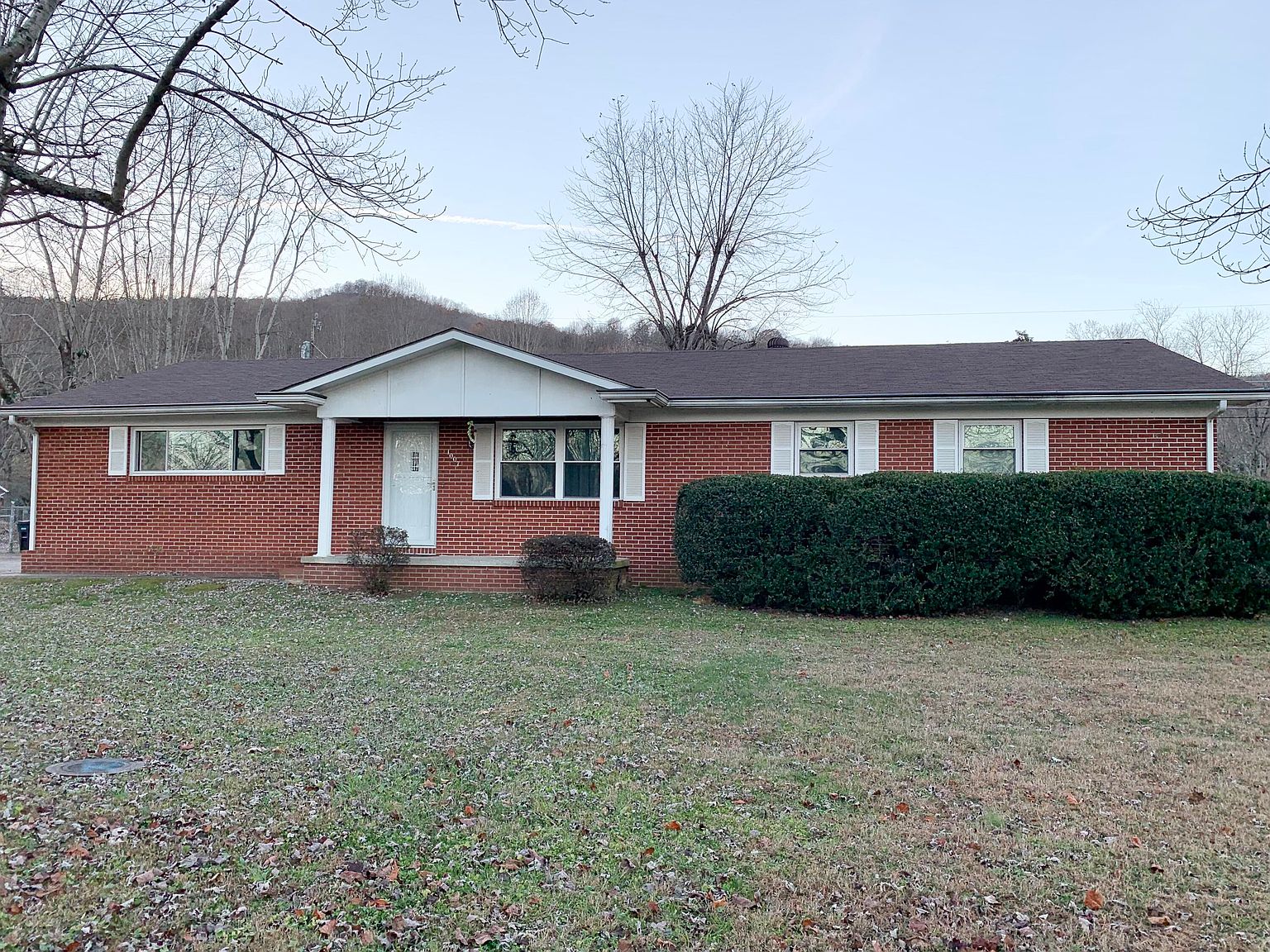 1007 Victoria Ave, Jasper, TN 37347 Zillow