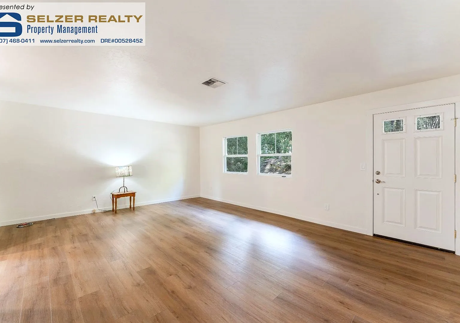 Newly renovated & nicely equipped 3 bd. hillside home! — Photo 4