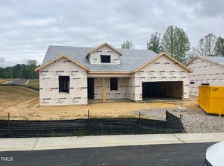 312 Providence Creek Dr, Fuquay Varina, NC 27526