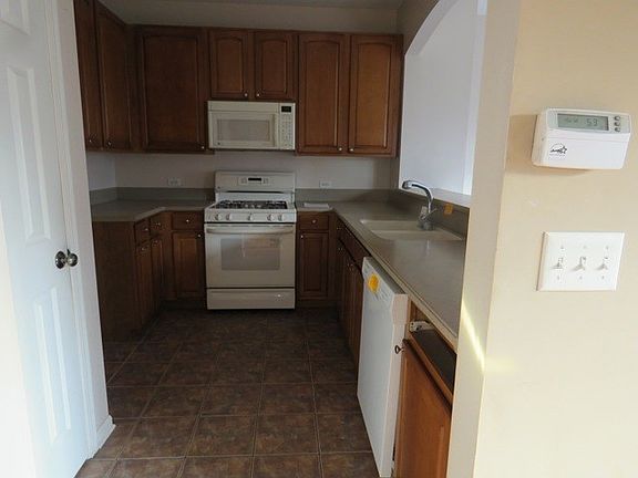 5th image of 6067 Halloran Ln #46-2