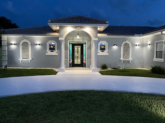 2nd image of 1061 Bimini Ln