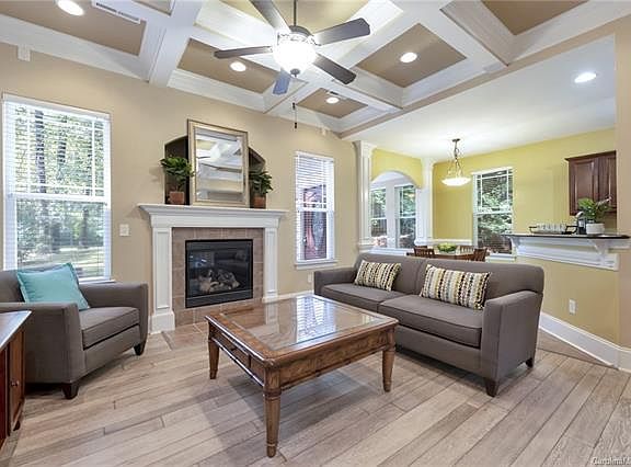 5th image of 5005 Cedar Park Ct