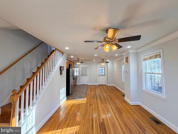 3rd image of 701 Atlantic St SE