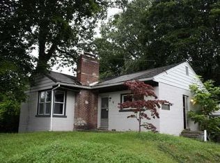 9 Kohlanaris Dr, Poughkeepsie, NY 12601