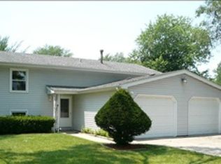 7232 Pierce St, Merrillville, IN 46410