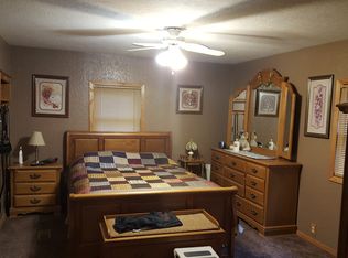 206 W Walnut St, Van Buren, IN 46991