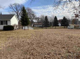 940 S Prospect St, Shawano, WI 54166