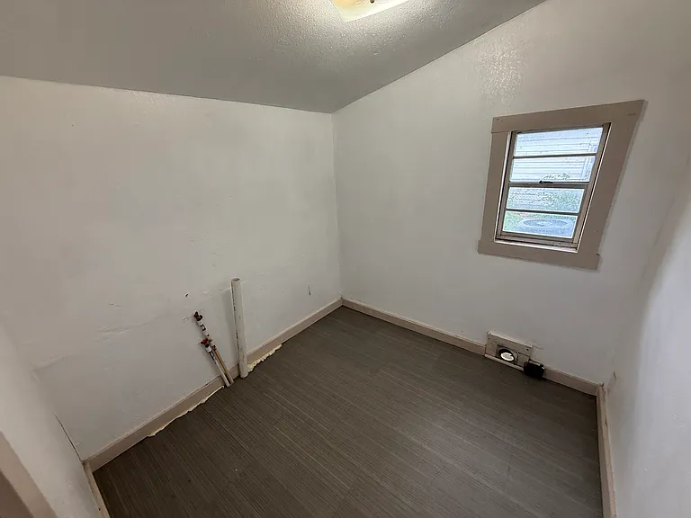 1009 S Wells St — Photo 15