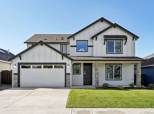 755 NW 29th St, Battle Ground, WA 98604