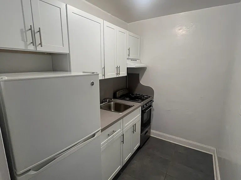 144-70 41st Ave #6A — Photo 3