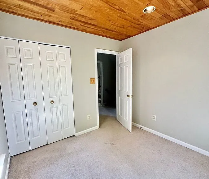 3931 Pepperidge Ct — Photo 32