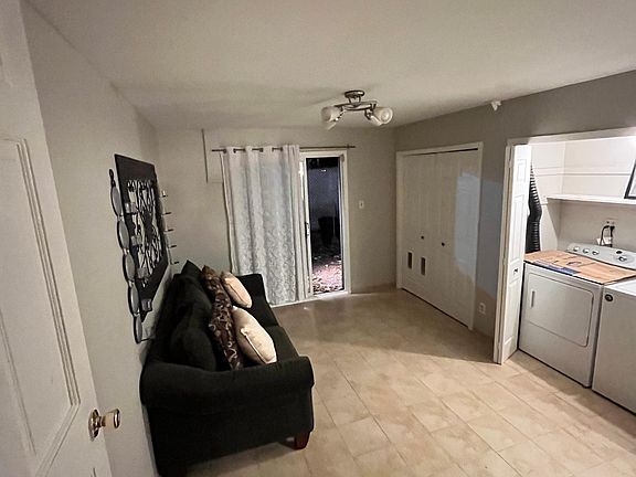 5th image of 23 Gail Ct
