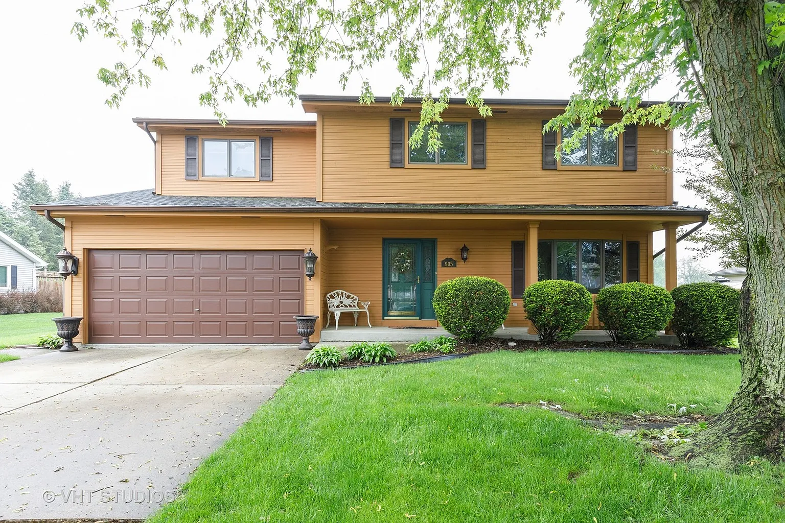 905 Phyllis Dr photo 1