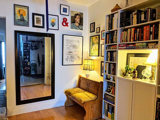 Rented by Realty Collective | media 19