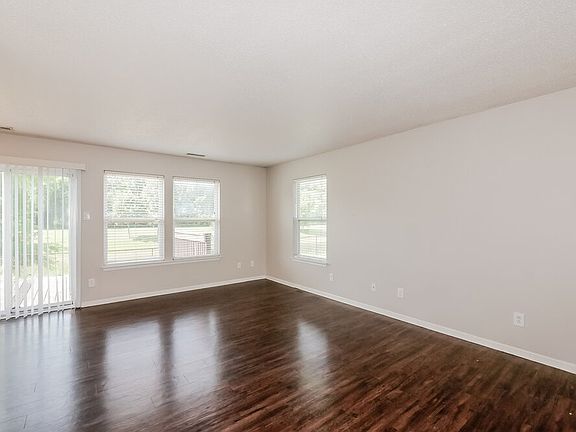 5th image of 2539 Redland Ln