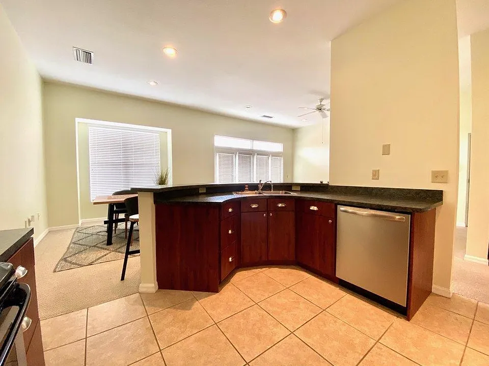 2804 James L Redman Pkwy #101