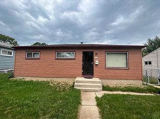 7024 W Carmen Ave, Milwaukee, WI 53218