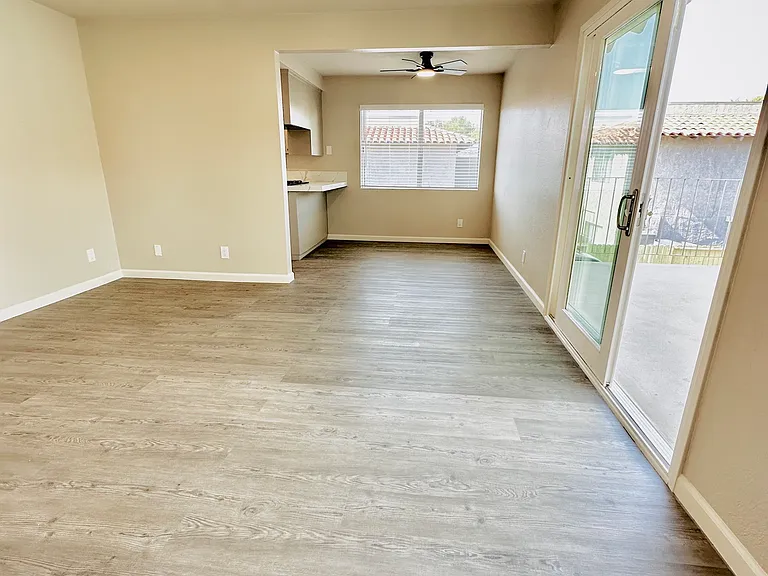 16752 Lynn Ln #C — Photo 11