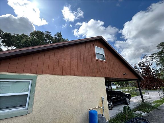 5th image of 1213 Cherokee Dr