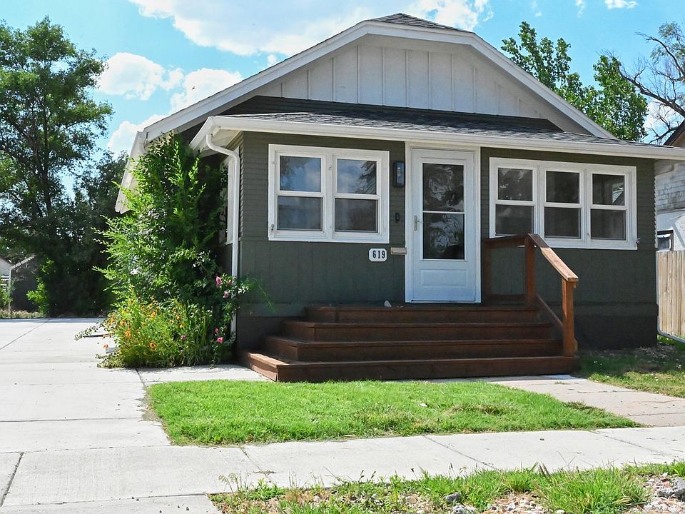 1st image of 619 Deuel St