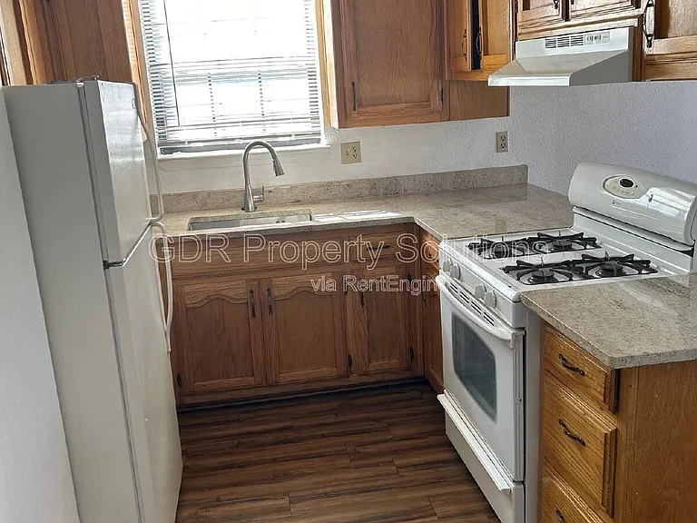 1116 Coal Ave SW #12 — Photo 16