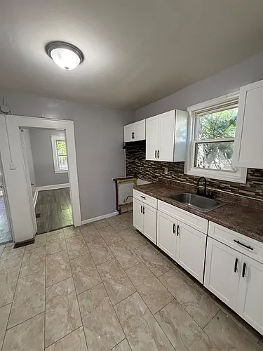 51 Washington Ave #1 Photo 1