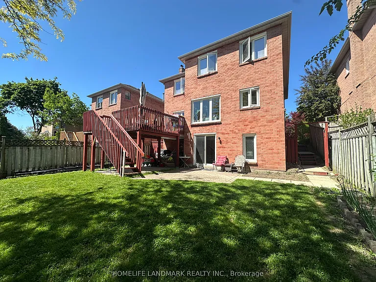 9 Captain Francis Dr #BASEMENT — Photo 1