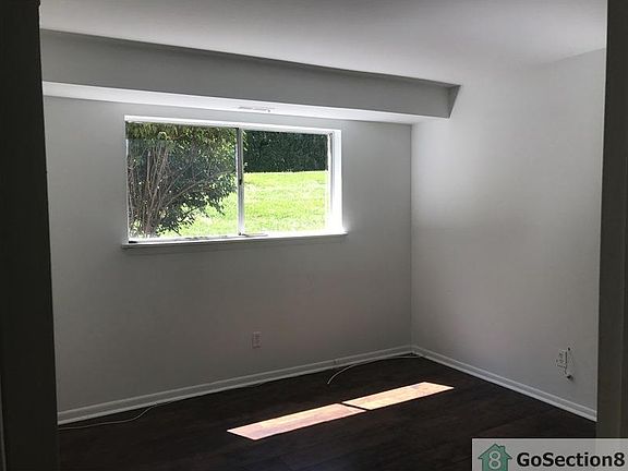 5th image of 200 Erin Way #T-4bl