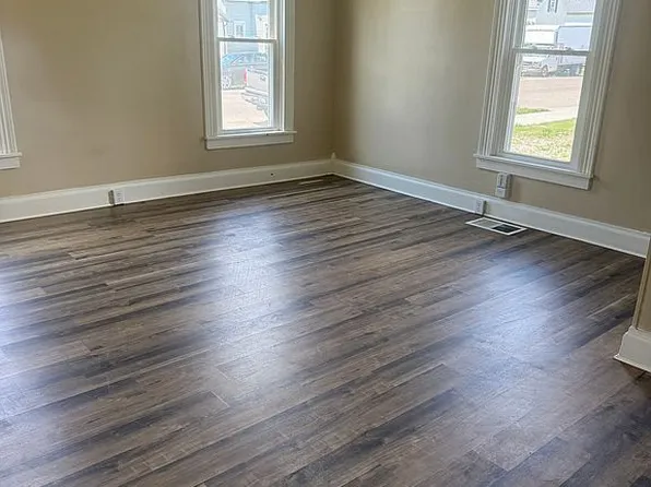 135 S Elm St, Troy, OH 45373