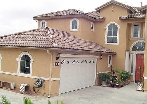 2nd image of 1565 Sheridan Pl