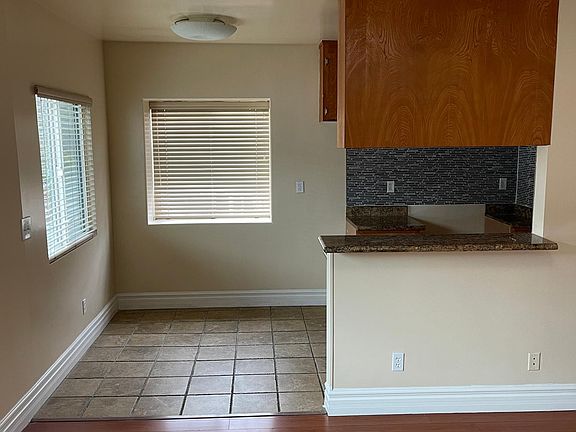 3rd image of 617 Maltman Ave #5