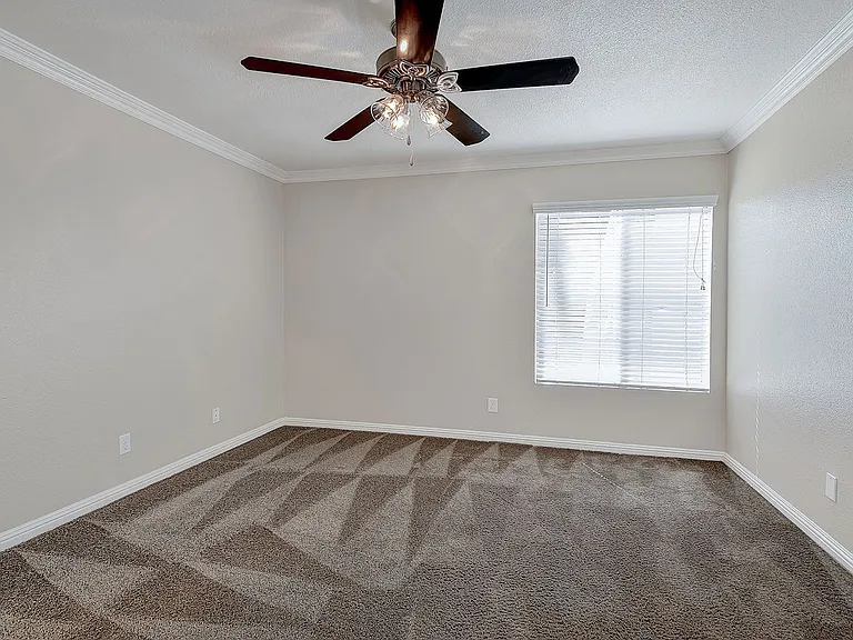 Grande Apartment Homes Bedroom