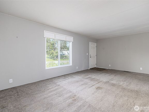 2nd image of 171 E Skookum Drive