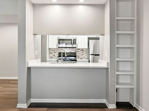3rd image of 4933 Central Ave #491304