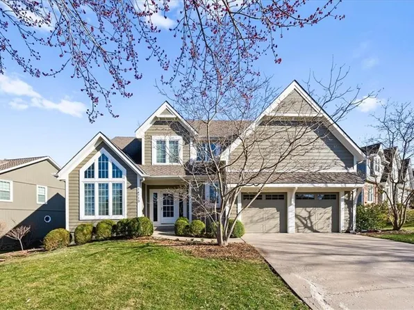 14713 Mackey St, Overland Park, KS 66223