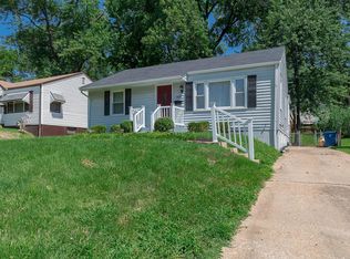 9835 Eastbrook Dr, Saint Louis, MO 63114