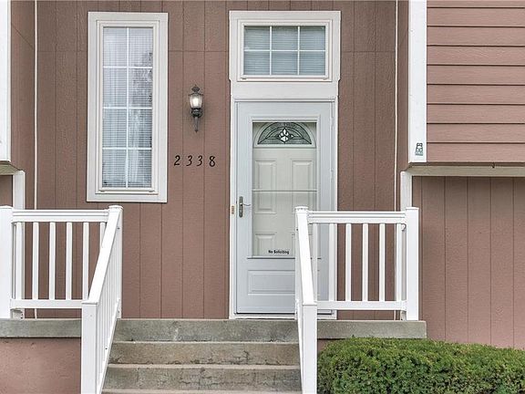 3rd image of 2338 NE Overbrook Dr