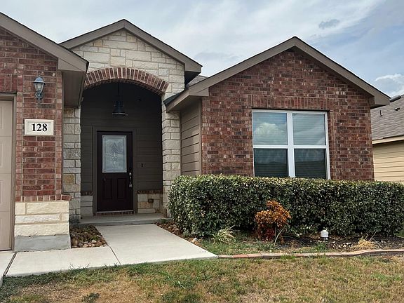 3rd image of 128 Fabarm Ln