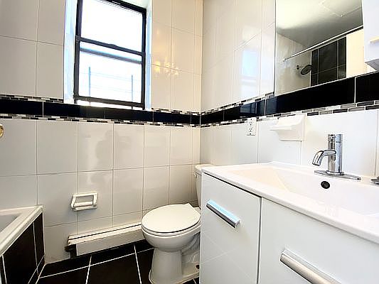 5th image of 230 W 116th St #B4