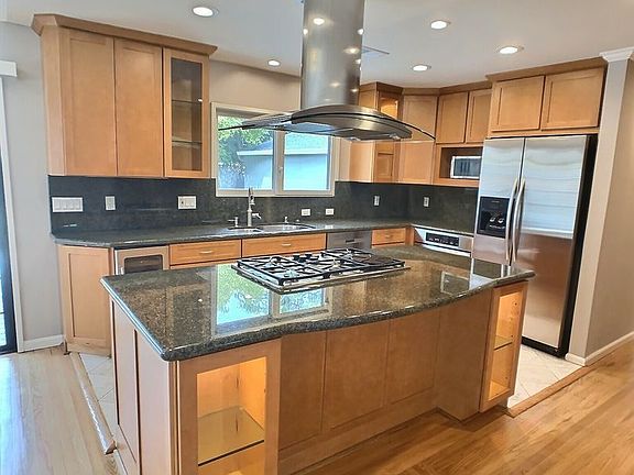 5th image of 2347 Boxwood Dr