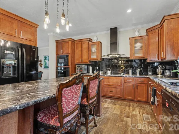 5780 Oak St, Fort Lawn, SC 29714