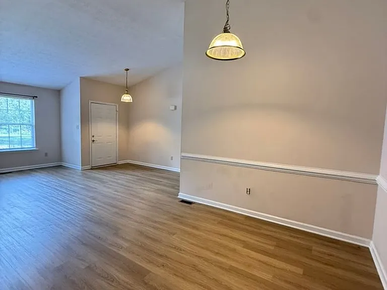 3809 Fox Holw — Photo 7
