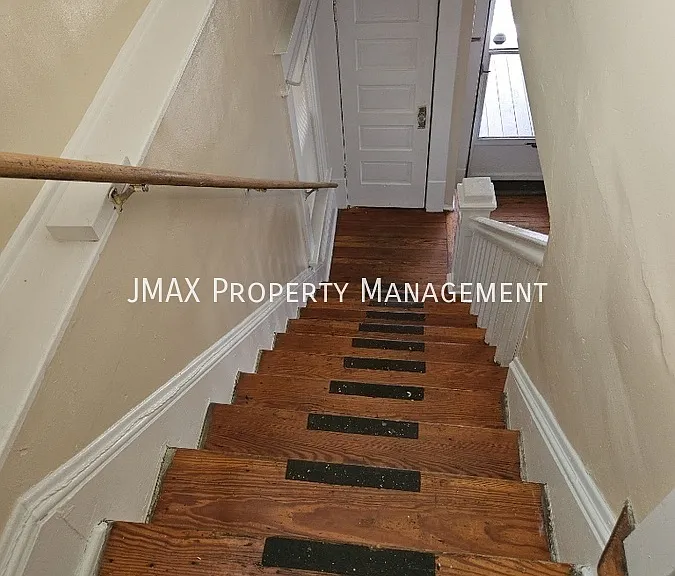 333 Harrison Ave NW — Photo 6
